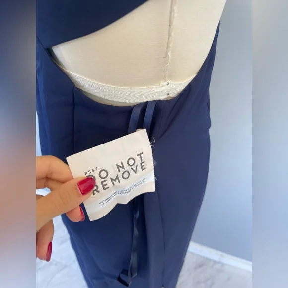 Fame and Partners Dress zyra -navy maxi dress cut detail - Picture 4 of 7